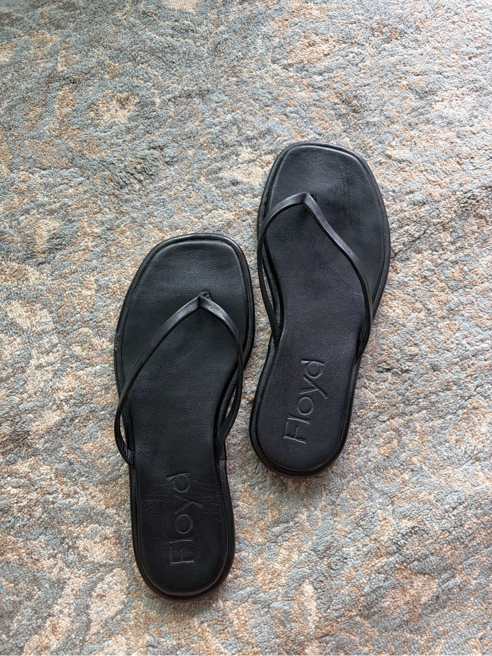 Women's Black Flip Flop Sandals Leather